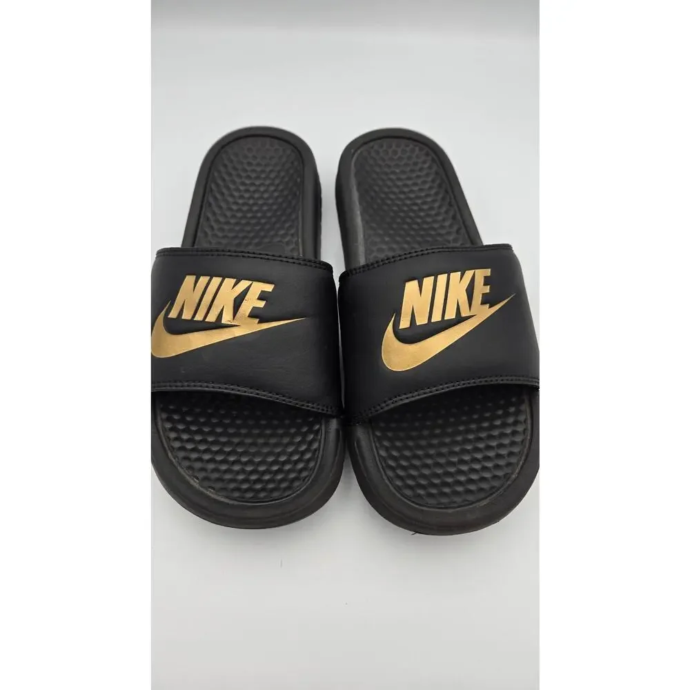Nike Benassi JDI Slides – Black/Gold – Men’s 7 / Women’s 8.5